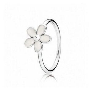 Pandora Daisy ring